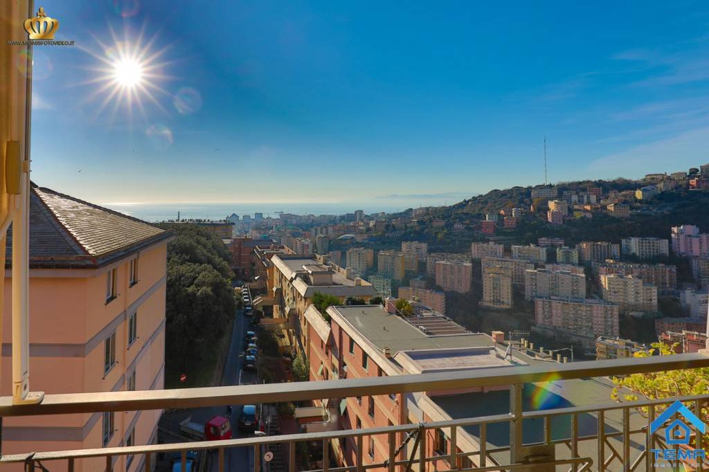 Appartamento in vendita a Genova via Ischia, 4