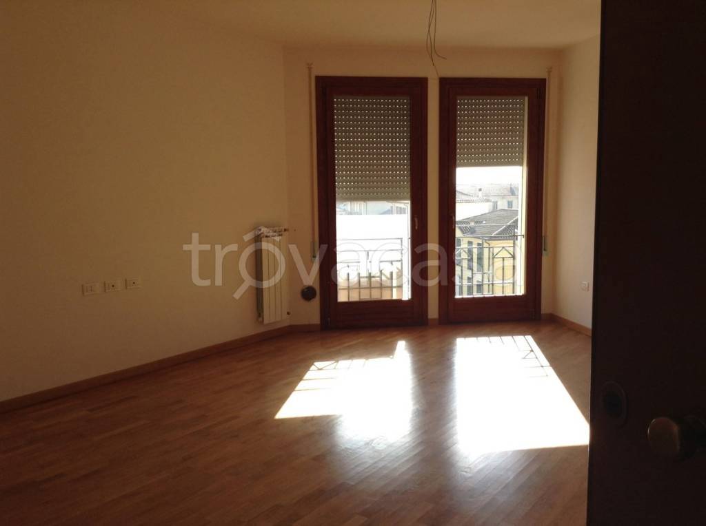 Appartamento in vendita ad Adria adria Via Chieppara, 59