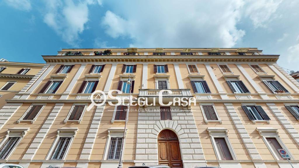 Appartamento in vendita a Roma via Cesare Balbo, 43