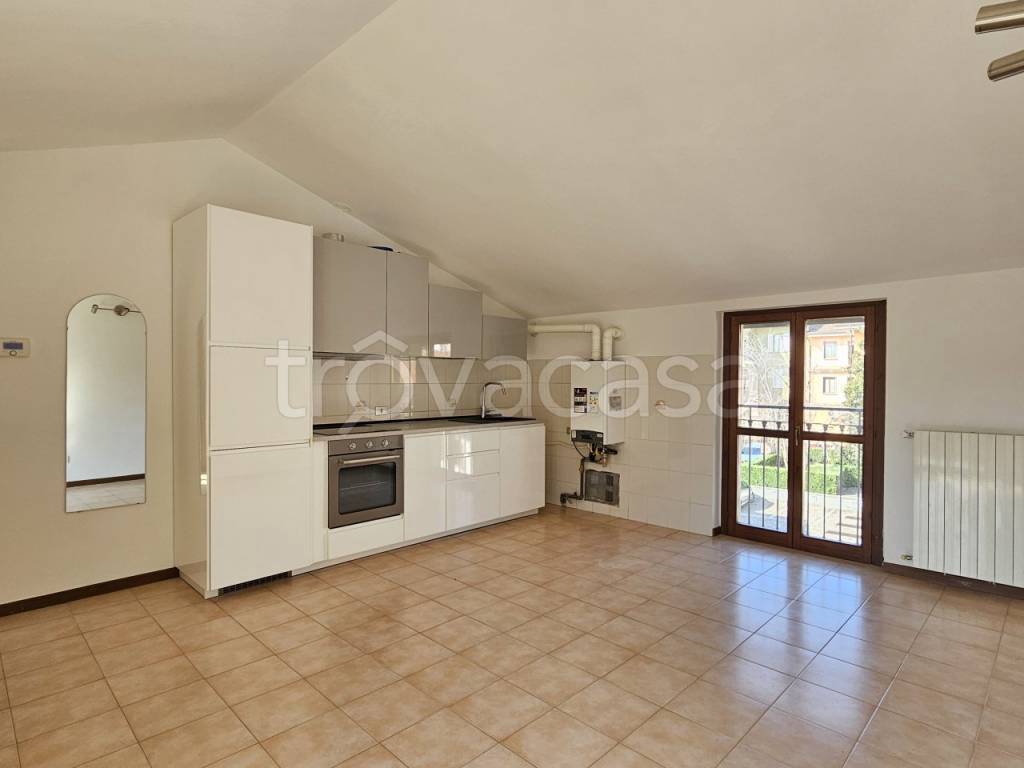 Appartamento in vendita a Treviglio via Beltrame Buttinoni ,6