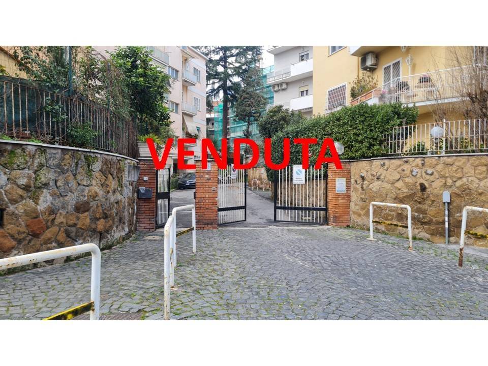 Appartamento in vendita a Roma via Flaminia, 785