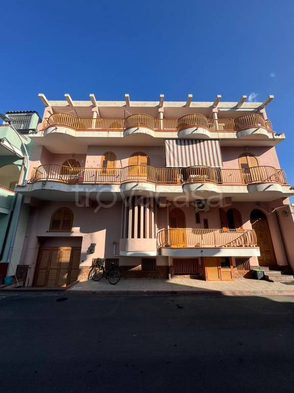 Appartamento in vendita a Falcone via San Giacomo, 24