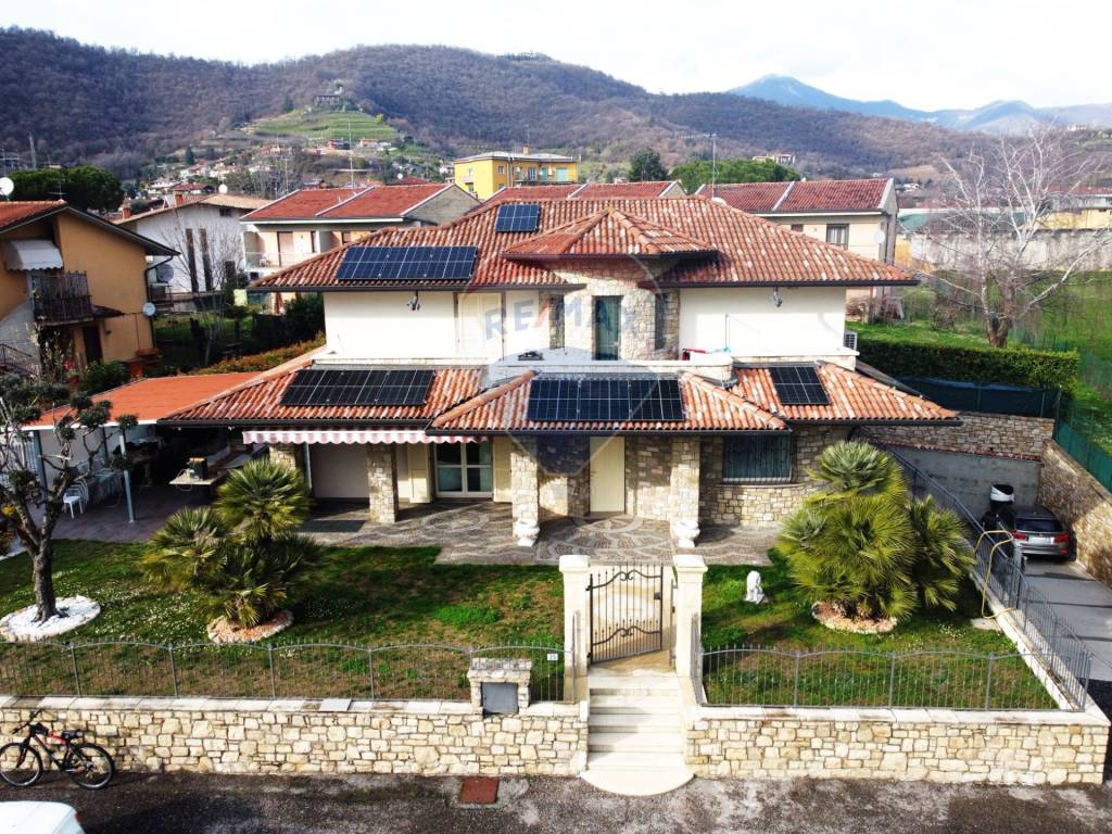 Villa Bifamiliare in vendita a San Paolo d'Argon via Aldo Moro, 25