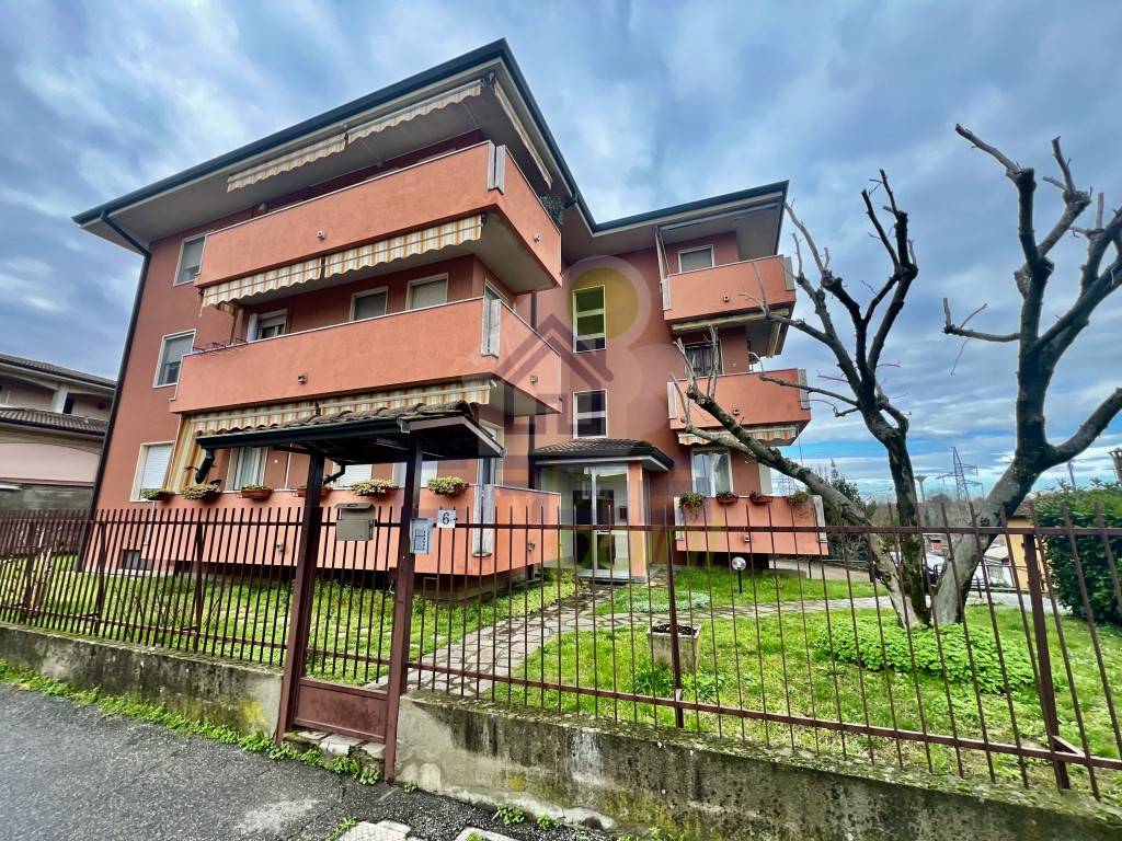 Appartamento in vendita a Sant'Angelo Lodigiano via Barghetto n.6
