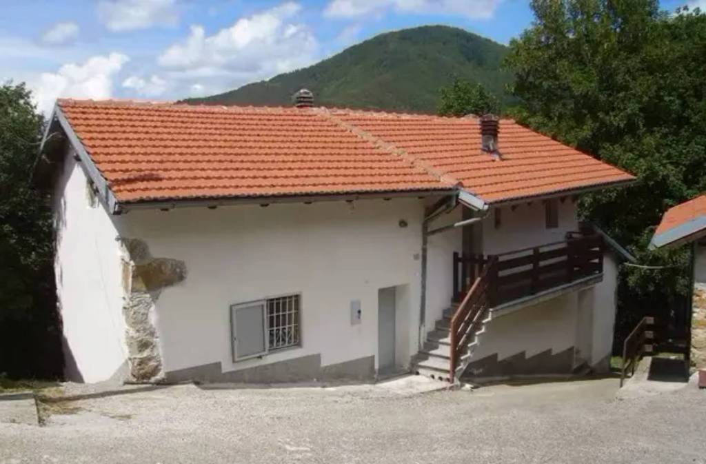 Casa Indipendente in vendita a Carrega Ligure località Croso