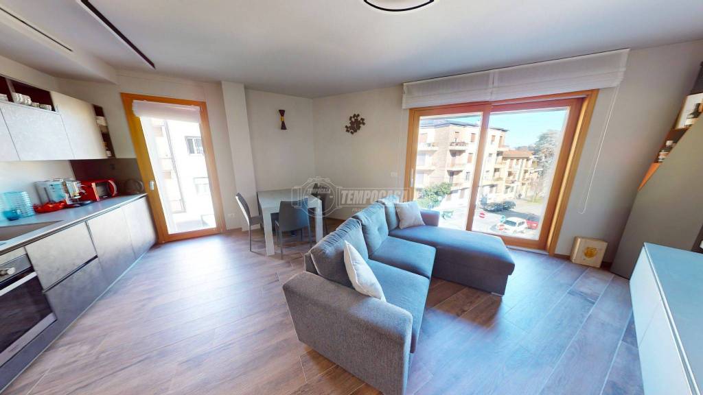 Appartamento in vendita a Torino via lomellina 34