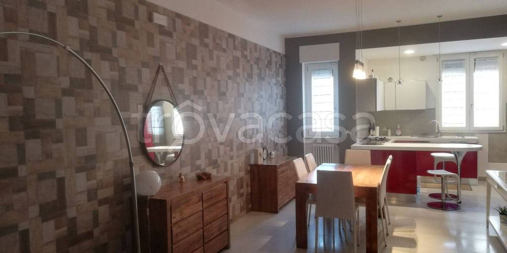 Appartamento in in vendita da privato a Bari via Egnatia, 18