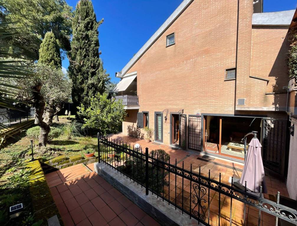 Appartamento in vendita a Roma via del Casale di San Nicola