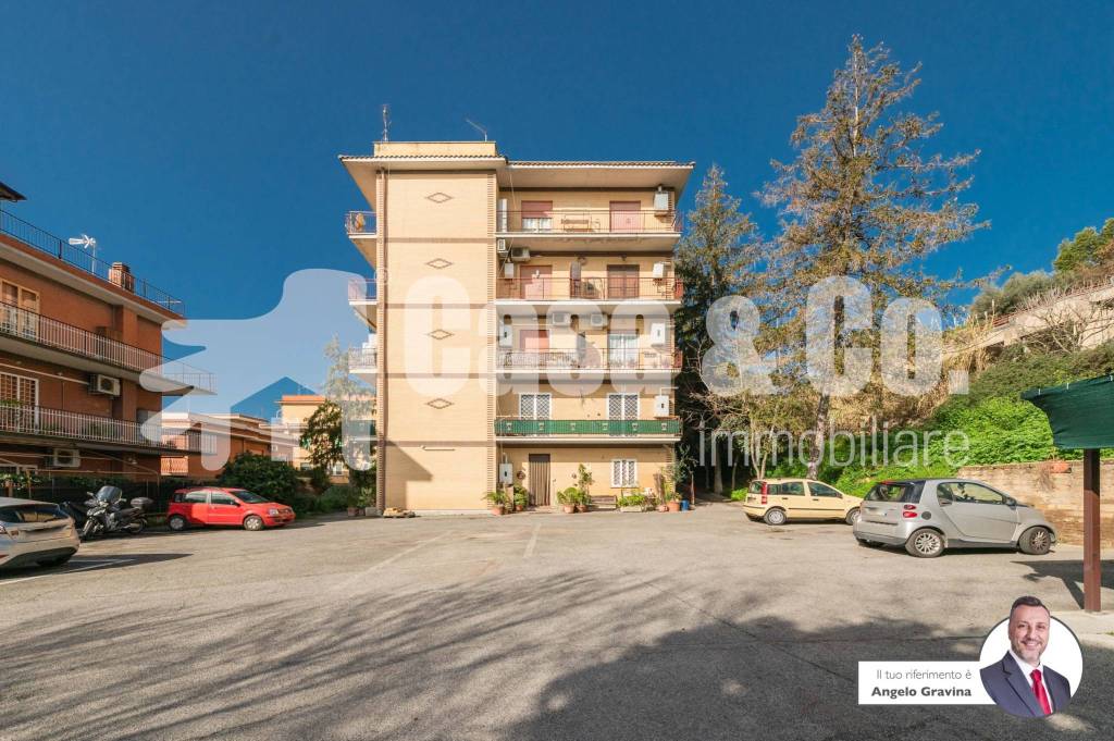 Appartamento in vendita a Roma via San Pietro Parenzo, 20