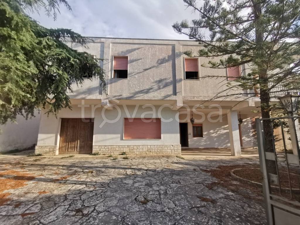 Villa Bifamiliare in in vendita da privato a Poggiardo via Ascanio Grandi, 2