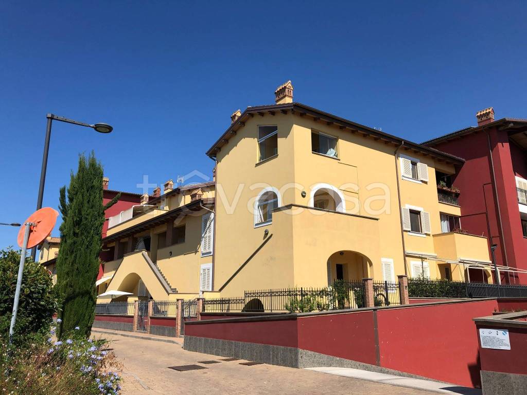 Appartamento in vendita a Fiumicino viale di Castel San Giorgio, 130/a