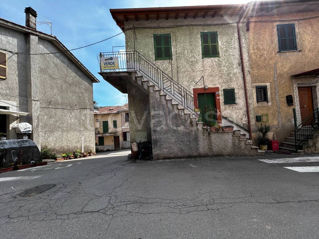 Appartamento in vendita a Vasanello via Grottone