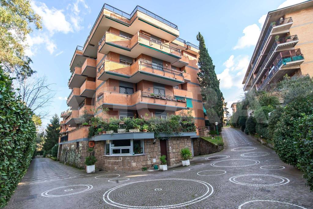 Appartamento in vendita a Roma via del Colle di Mezzo
