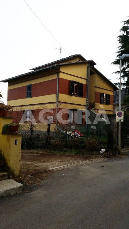 Appartamento in vendita a Corchiano via Ugo Petrucci