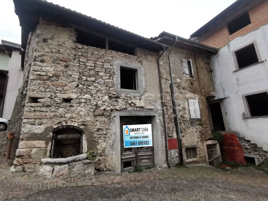 Casa Indipendente in vendita a Madruzzo via Monte Grappa, 17