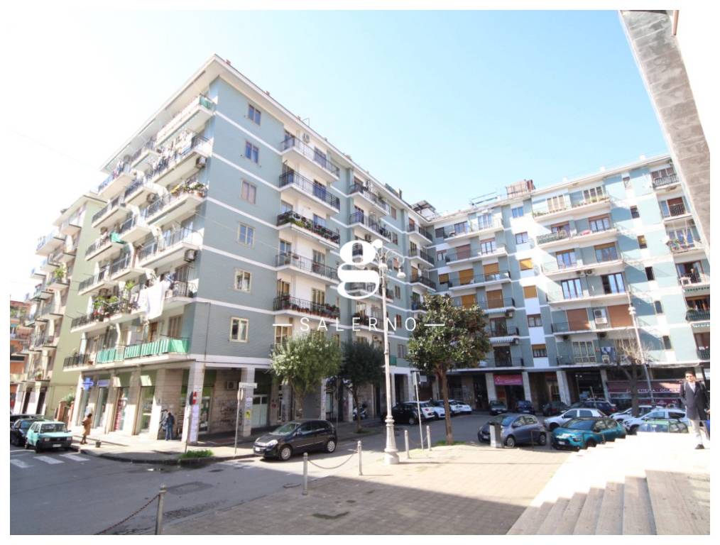 Appartamento in vendita a Salerno via VI Settembre