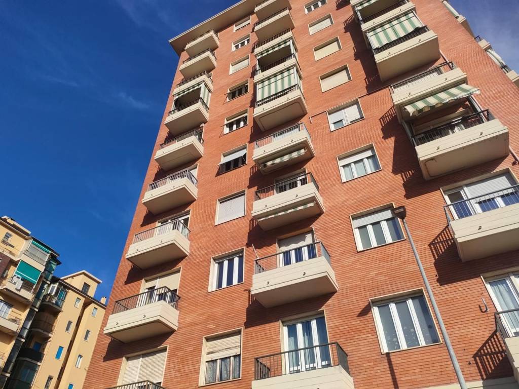 Appartamento in vendita a Torino largo Palermo