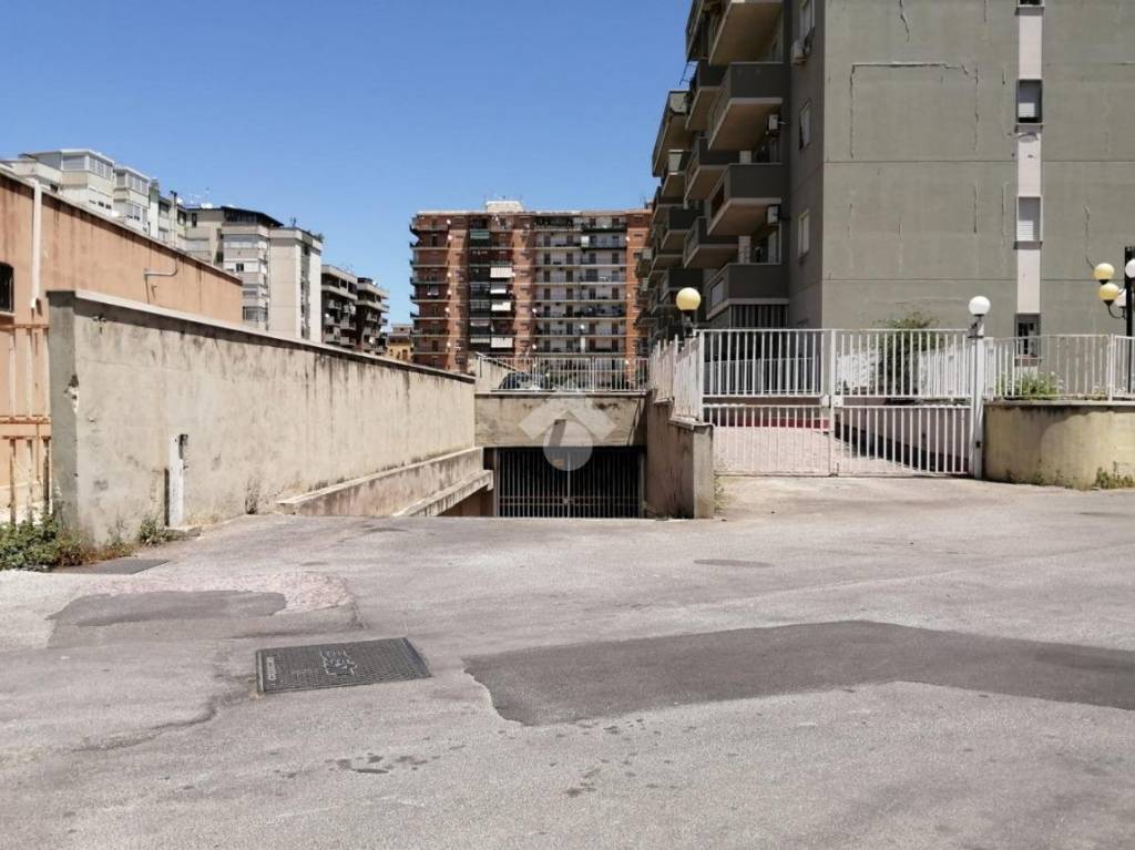 Garage in affitto a Palermo via Luigi Galvani, 60