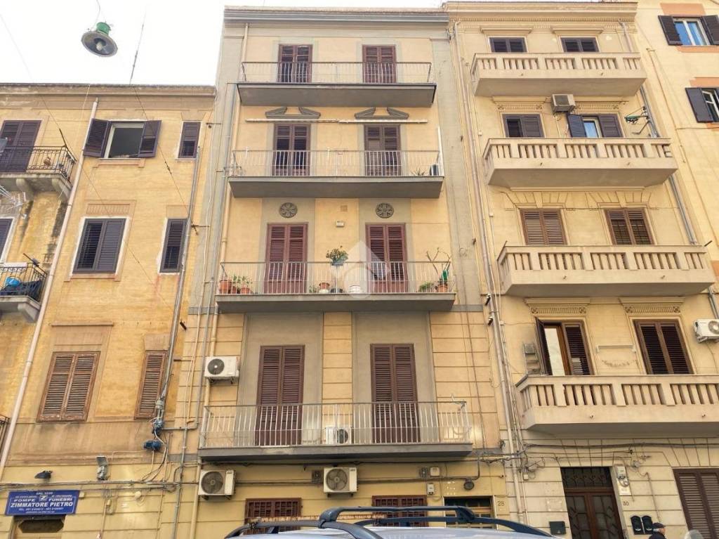 Appartamento in vendita a Palermo via Gaspare Palermo, 28