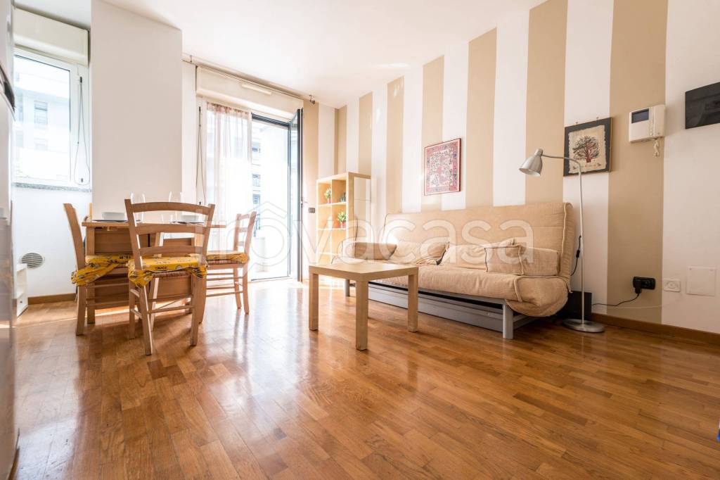 Appartamento in in affitto da privato a Milano via Bruno Cassinari, 2
