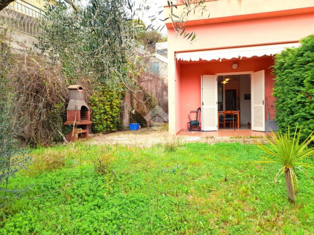 Appartamento in vendita a Diano Arentino via Villa Costa, 4