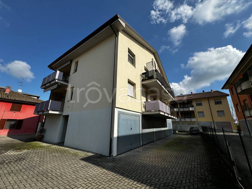 Appartamento in vendita a Parma strada Dani Maestà, 5