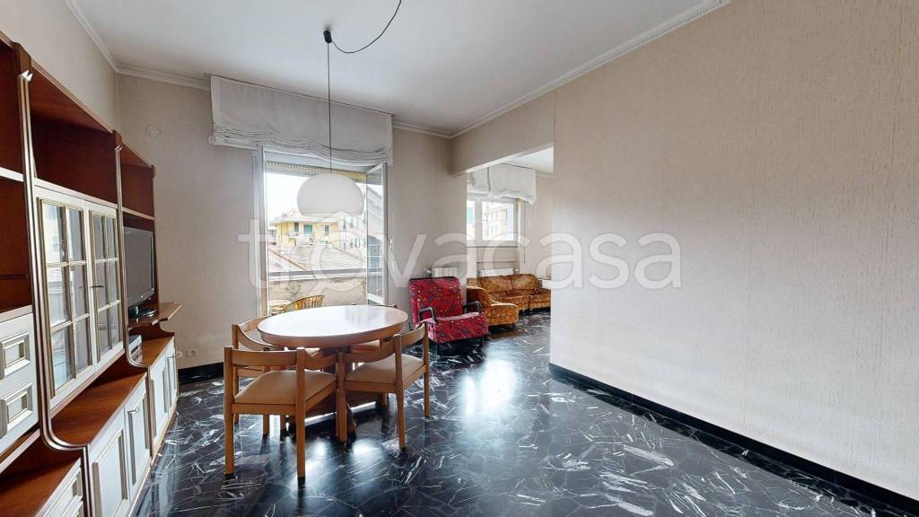 Appartamento in vendita a Genova via Silvio Lagustena, 36