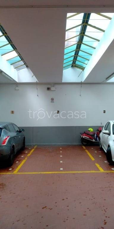 Posto Auto in affitto a Lecco via Salvatore Sassi, 14