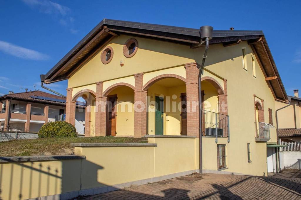 Villa Bifamiliare in in vendita da privato a Bosconero via Trieste, 177