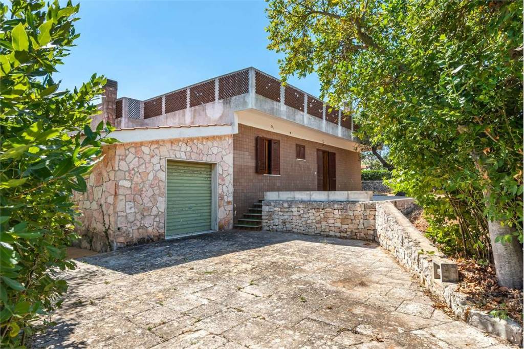 Villa in vendita a Castellana Grotte strada comunale Torre due Pani