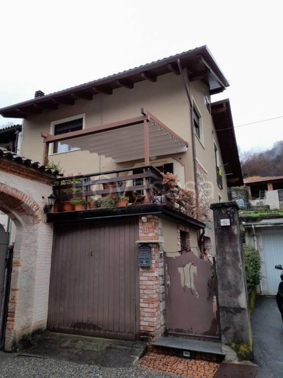 Villa in vendita a Quarona via Giacomo Matteotti