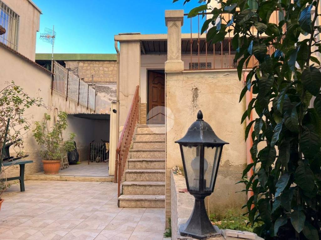 Appartamento in vendita a Castellammare di Stabia s.da Rispoli, 29