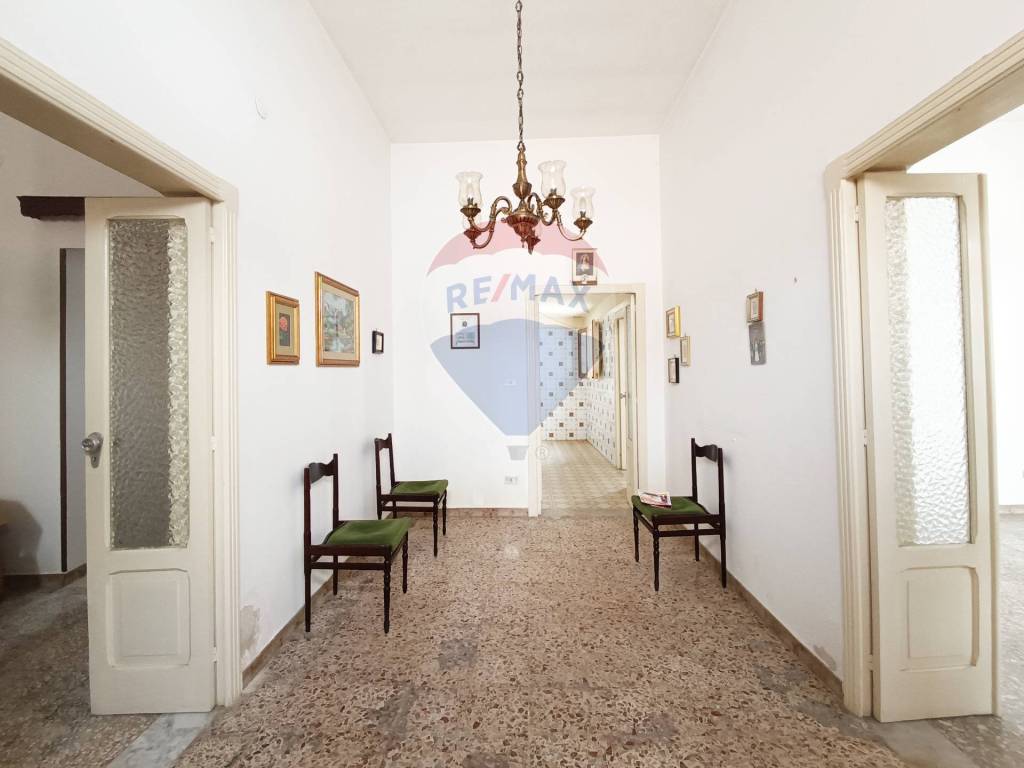 Casa Indipendente in vendita a San Vito dei Normanni via Massimo d'Azeglio, 17/19