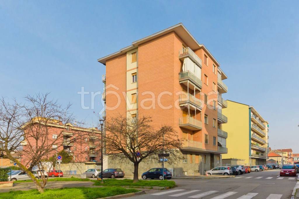 Appartamento in in vendita da privato a Nichelino via Cagliari, 11