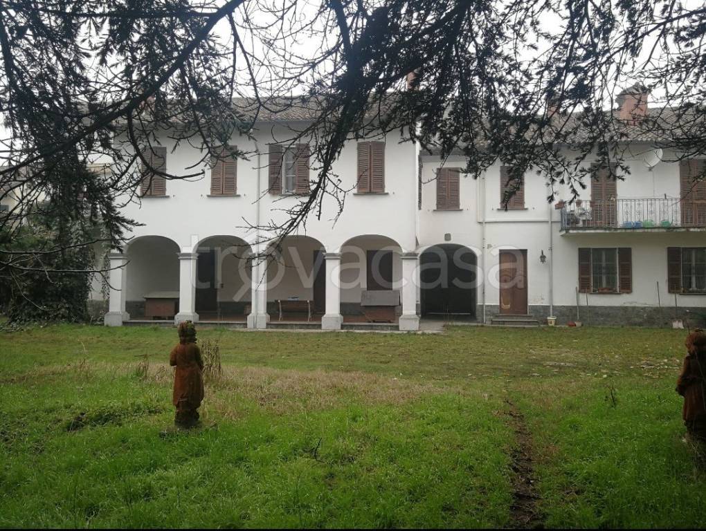 Villa Bifamiliare in vendita a San Martino Siccomario via Roma
