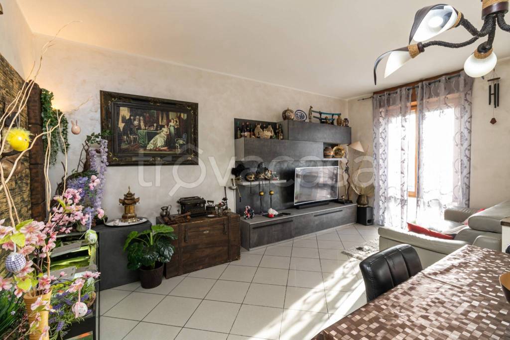 Appartamento in vendita a Cinisello Balsamo viale Romagna, 9