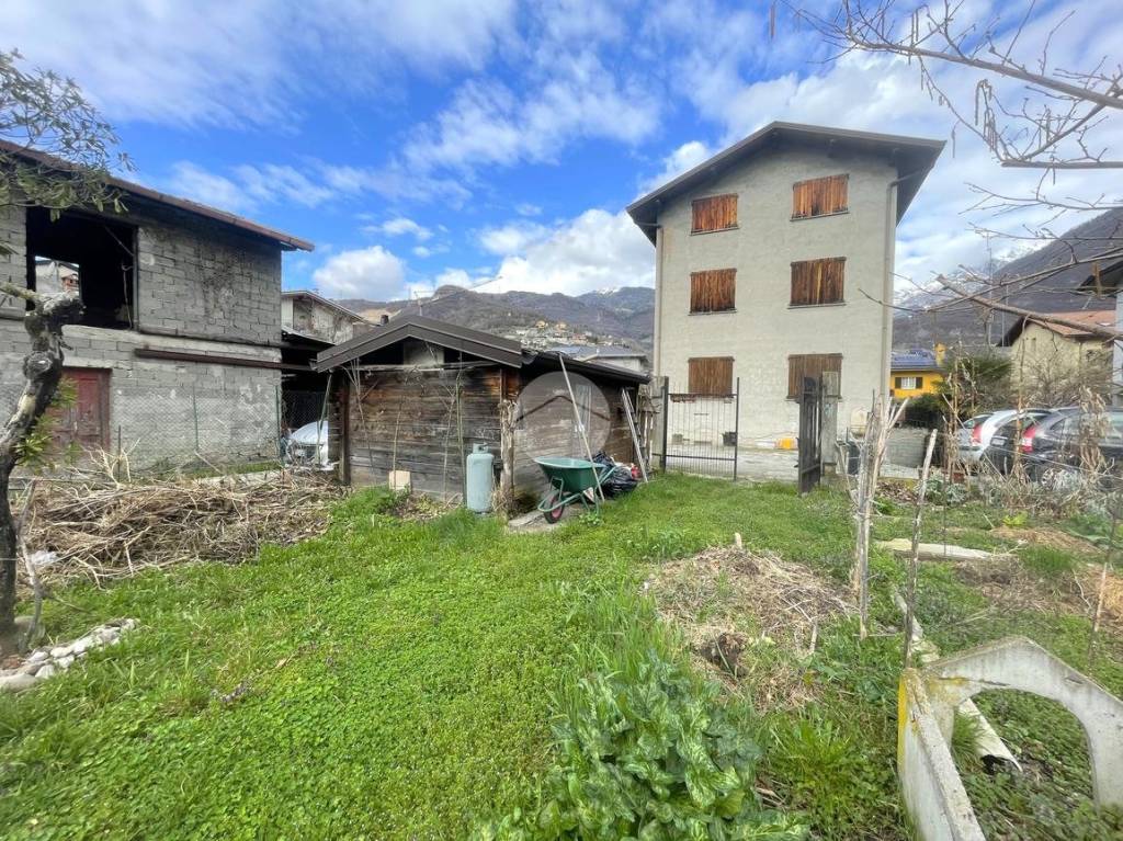 Appartamento in vendita a Cividate Camuno via Broli, 15