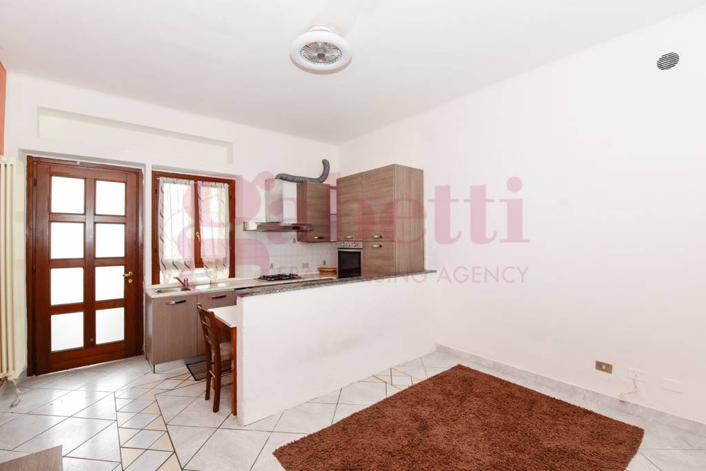 Appartamento in vendita a Mariano Comense via Villa, 1