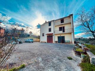 Villa in vendita a poggio nativo via casale dei colli