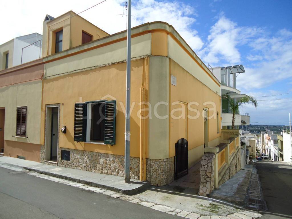 Casa Indipendente in vendita a Matino via Goffredo Mameli