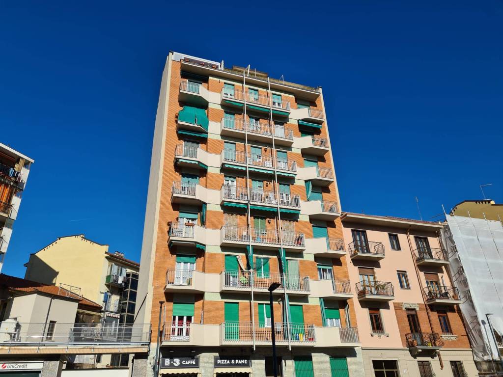 Appartamento in vendita a Torino corso Chieti, 3