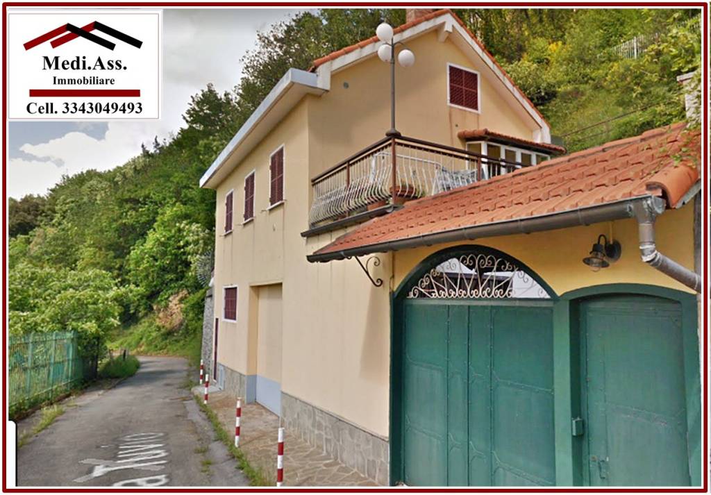 Casa Indipendente in vendita a Genova salita Tuvio