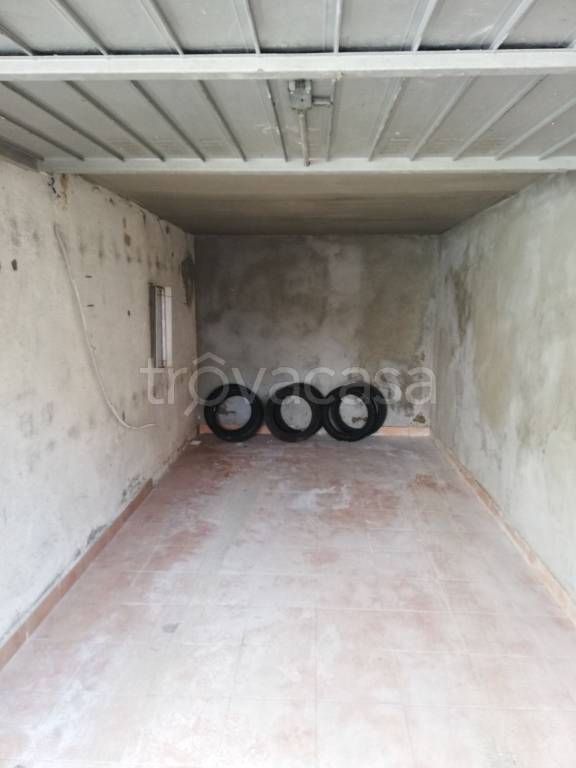Garage in vendita a Cavenago di Brianza via 24 Maggio, 27