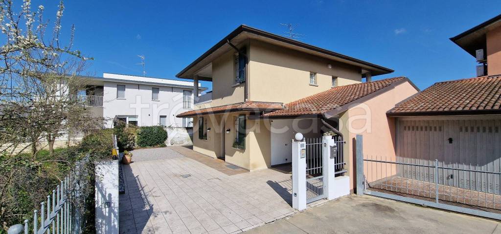 Villa in vendita a Pontevico via Lazzaretto, 8