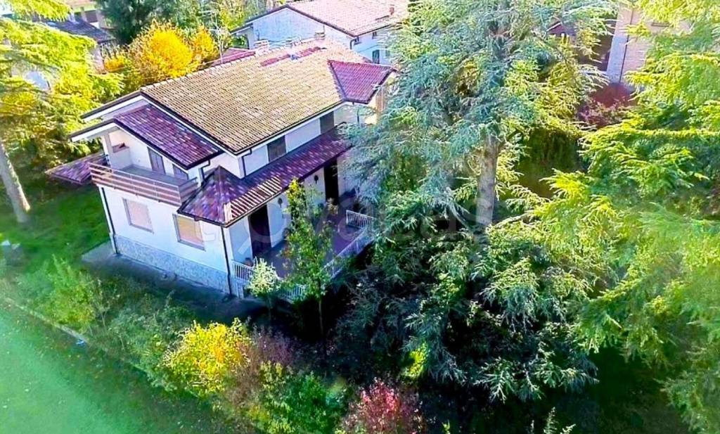 Villa in in vendita da privato a Lugagnano Val d'Arda