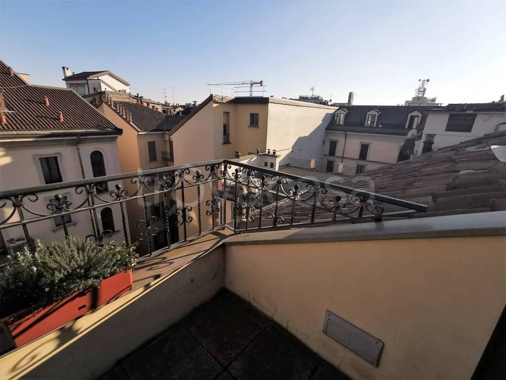Appartamento in affitto a Milano piazza Castello