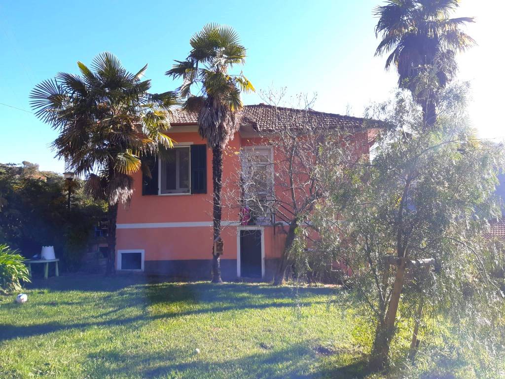 Villa in vendita a Ranzo borgata Canata