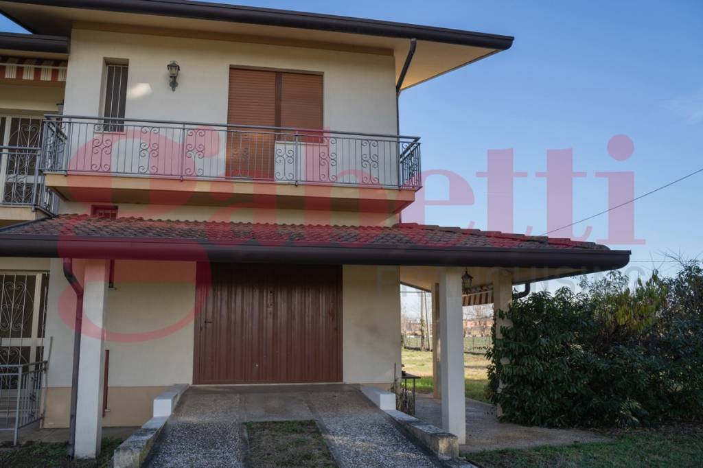 Villa Bifamiliare in vendita a Istrana via del Mutton, 1