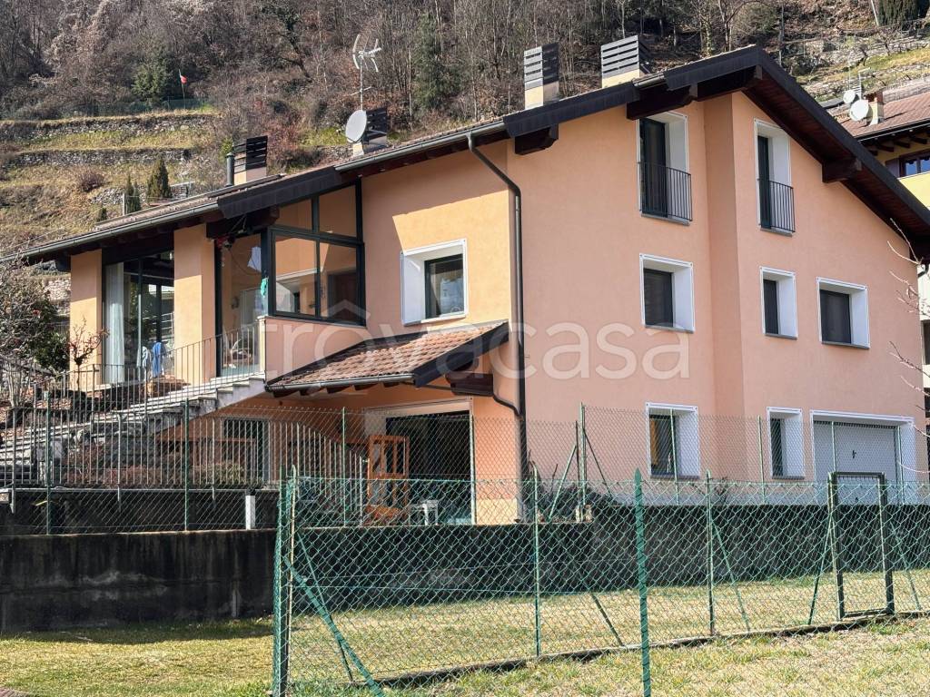 Villa in vendita a Dazio via Piatana