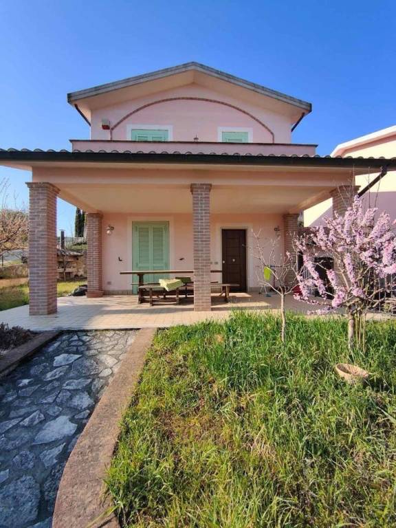Villa in in vendita da privato a Terni via San Vincenzo, 39/b